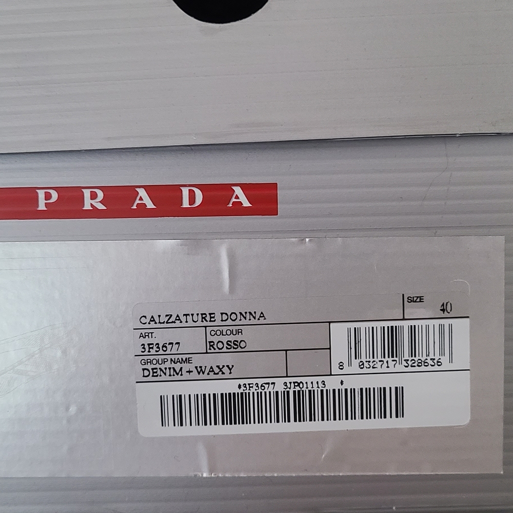 Prada Women's Black and Red Flats - Picture 2 of 14